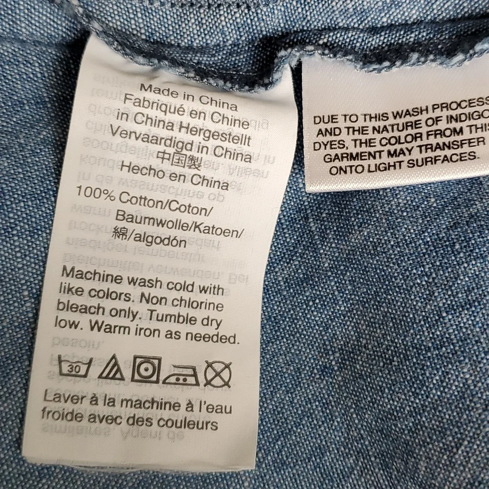 J. By J. Crew Chambray Blue top Size 00